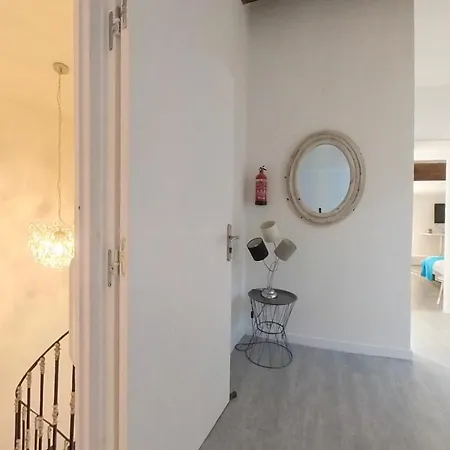 Maison M Bed And Breakfast 4*